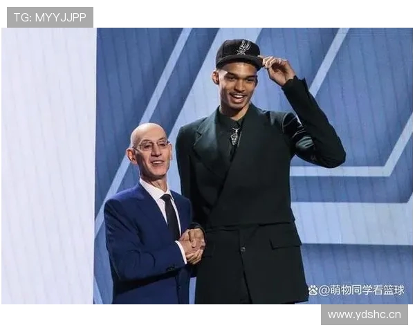 文班亚马谈赛场心态享受高强度对决与挑战过程拼搏成长突破自我目标团队篮球之路